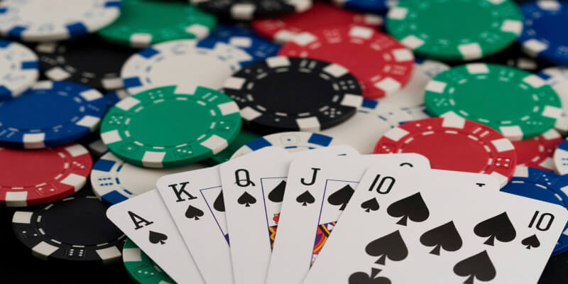 Luật chơi cá cược Poker đơn giản và dễ hiểu